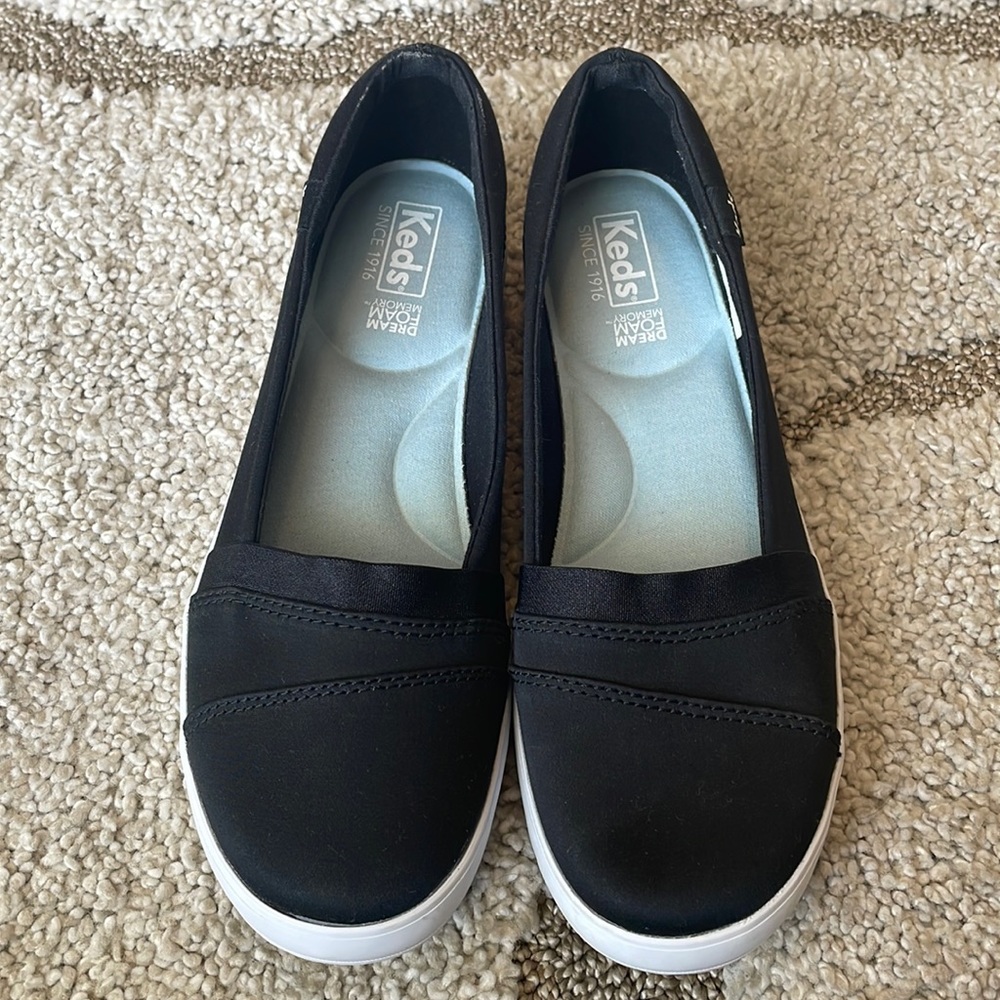 Keds womens slip-ons size 7